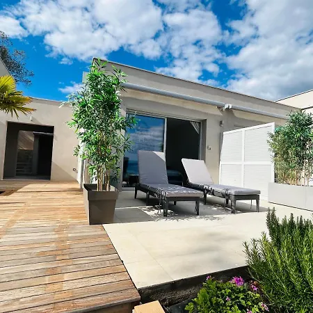 Casa Lc Chambre2 Vue Jacuzzi Gasthuis