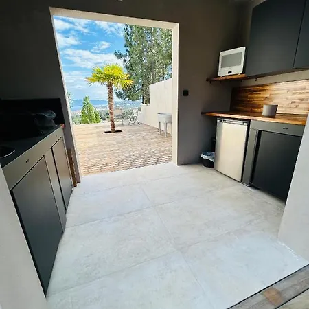 Casa Lc Chambre2 Vue Jacuzzi * Ajaccio (Corsica)
